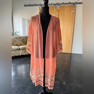 Floral Boho Kimono size large in salmon